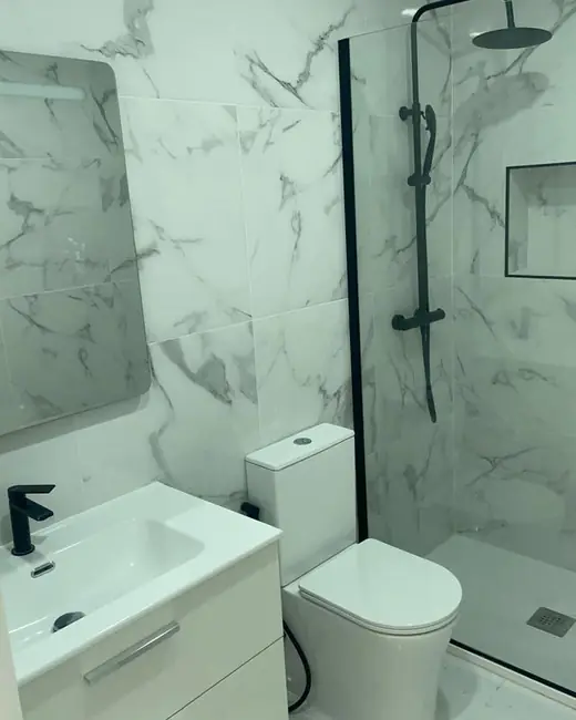 Casa de banho — remodelação integral, obra da Rabisco Boreal